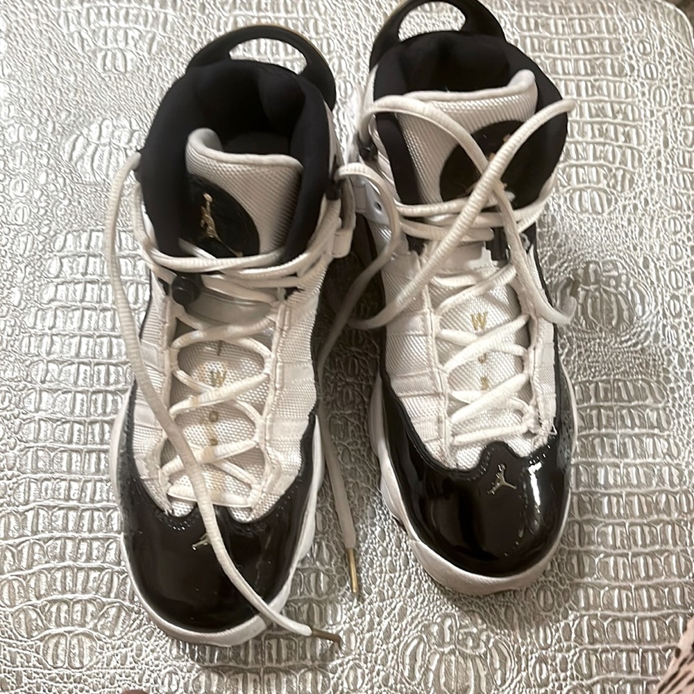 Size 4.5 Boys Nike Air Jordan